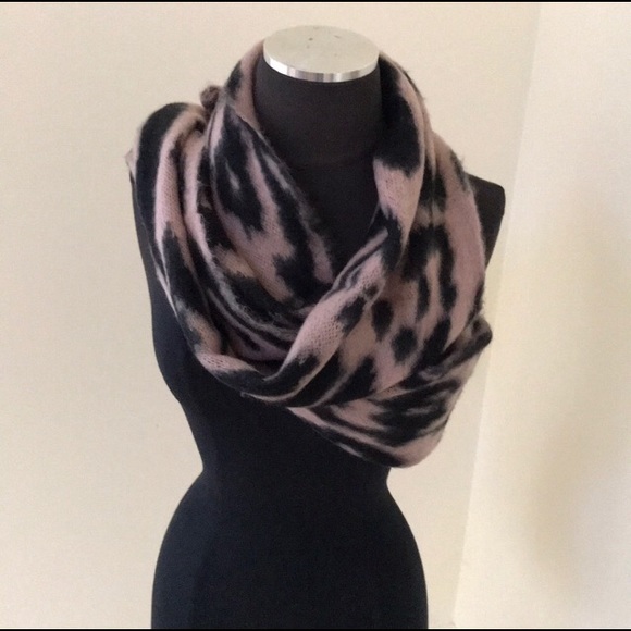 Betsey Johnson Blush Cozy-Critter Muffler Scarf - Picture 3 of 11